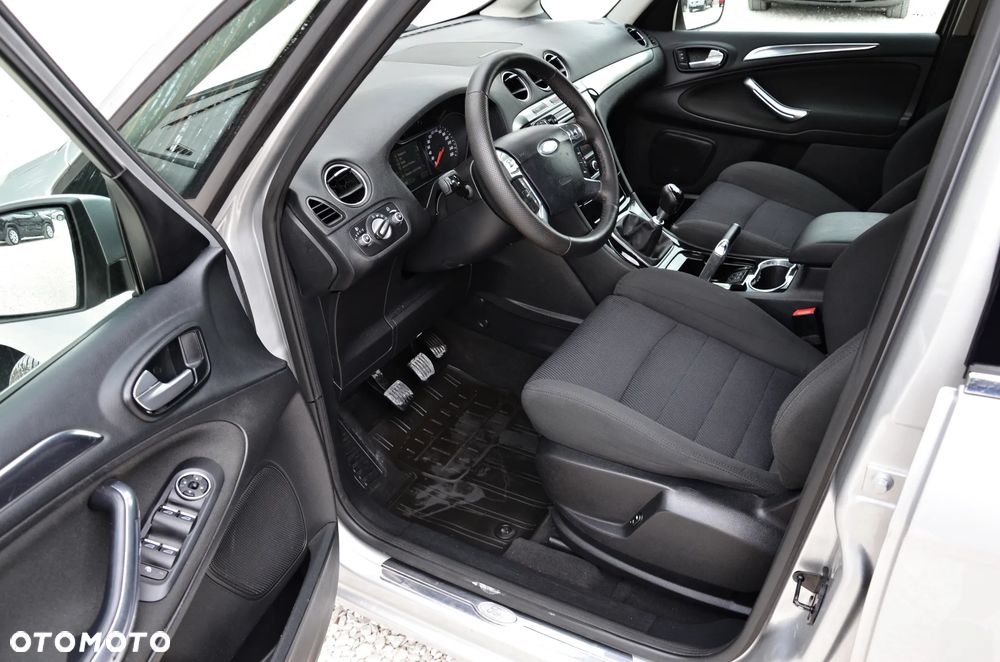 Ford Galaxy 2.0 TDCi Titanium - 27