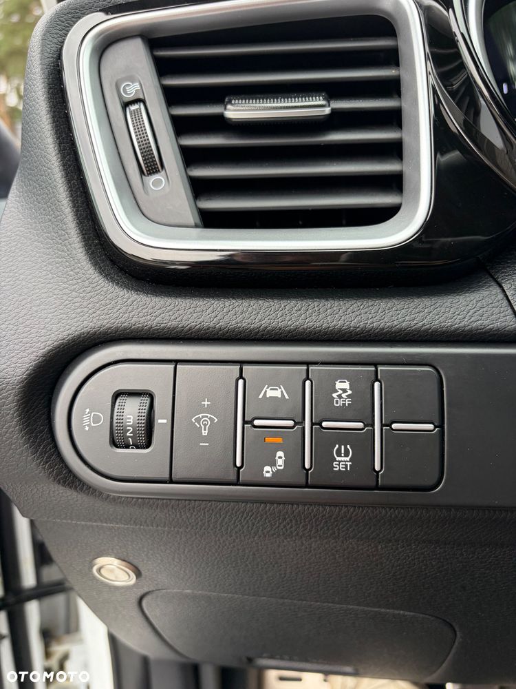 Kia Ceed 1.5 T-GDI OPF GT Line - 13