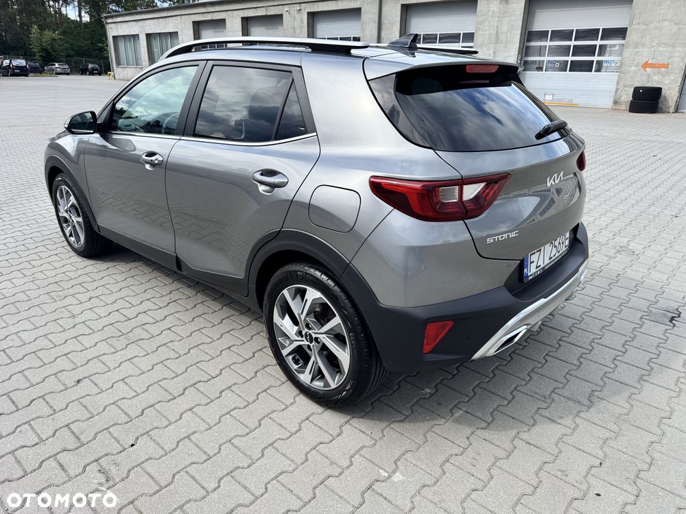 Kia Stonic - 4