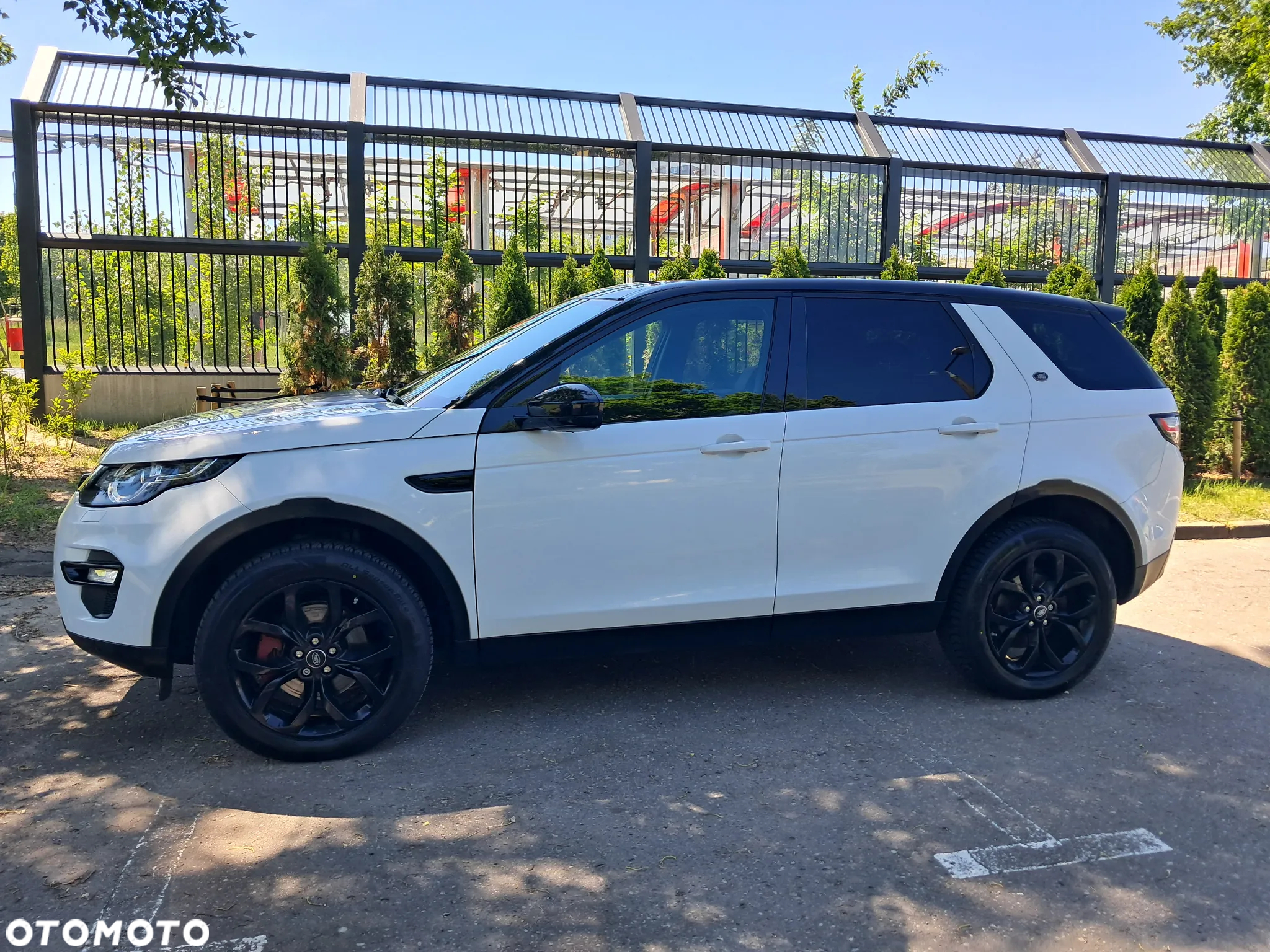 Land Rover Discovery Sport - 31