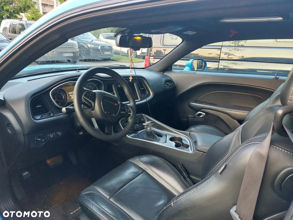 Dodge Challenger 3.6 SXT Plus - 12