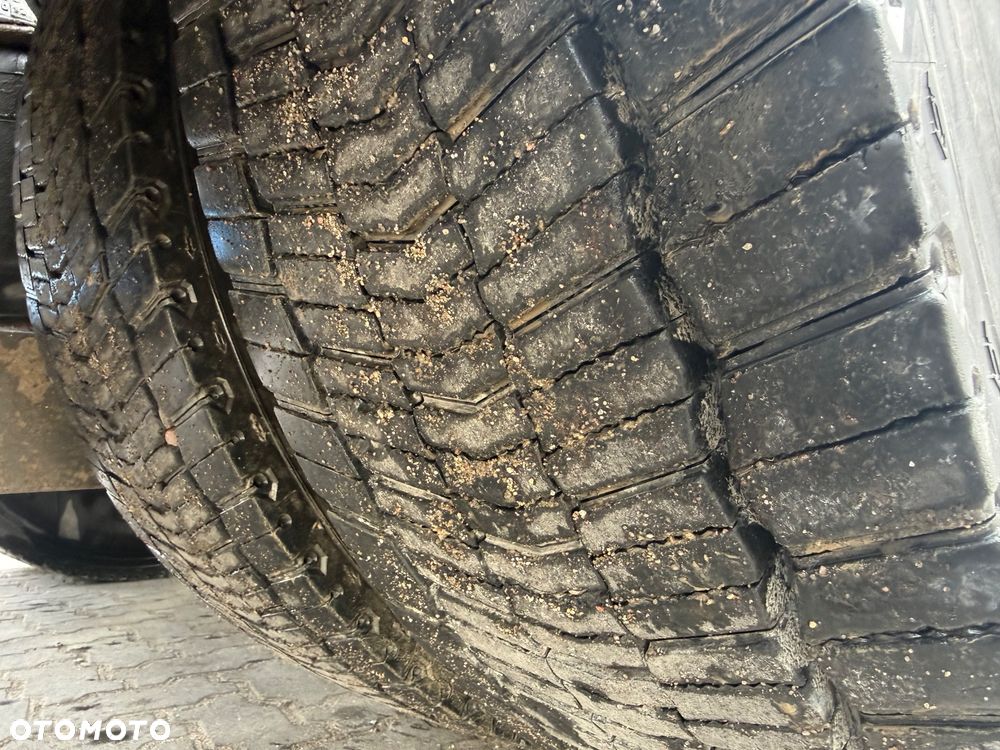 Mercedes-Benz Actros MP4 - 13