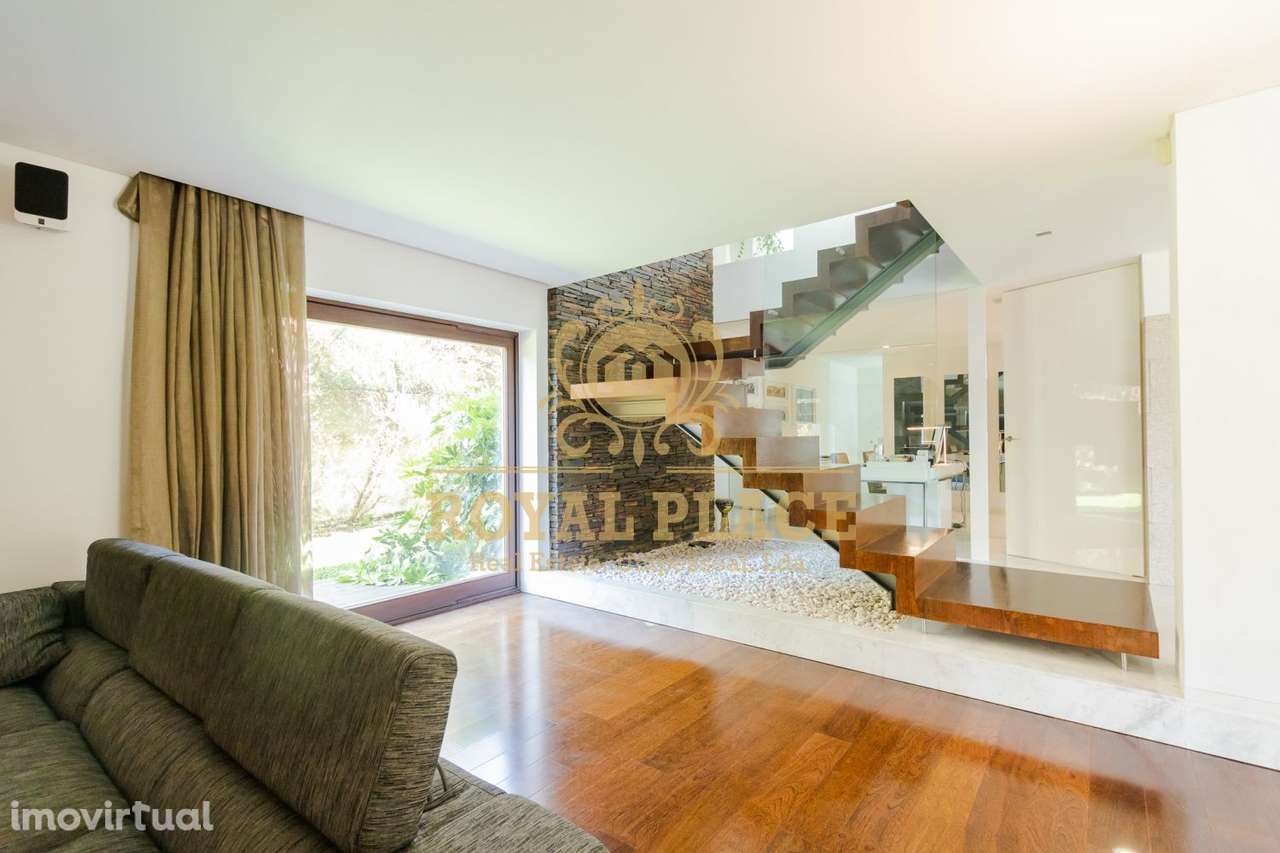 Moradia de Luxo em Santa Maria da Feira - Grande imagem: 2/51