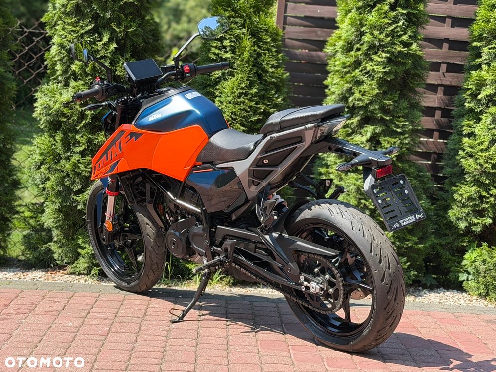 KTM Duke 125 - 8