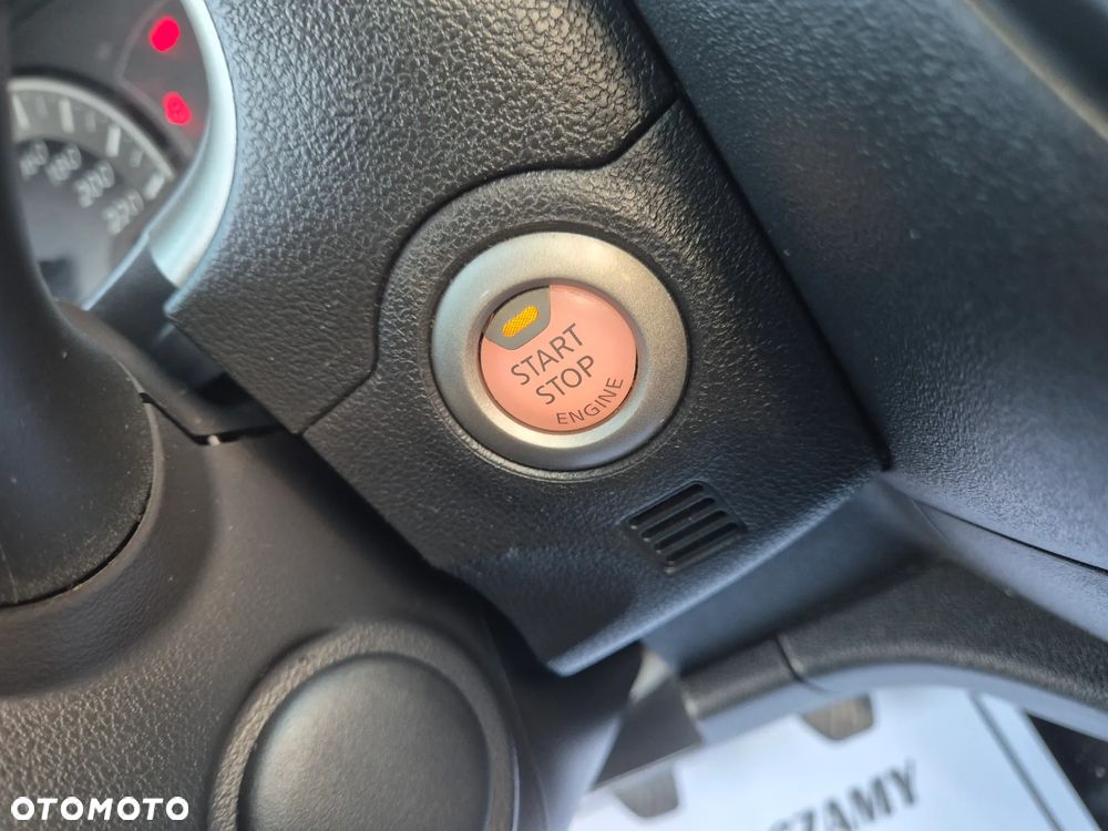 Nissan Micra - 25