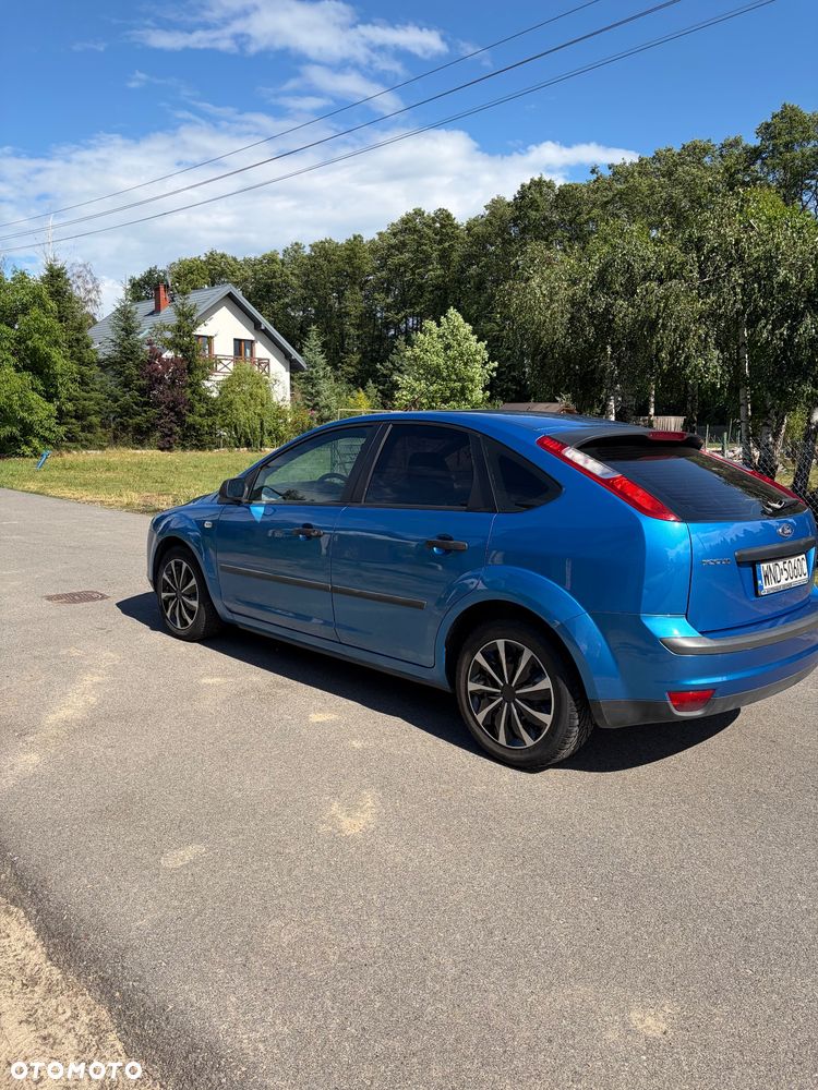 Ford Focus 1.6 16V Style - 5
