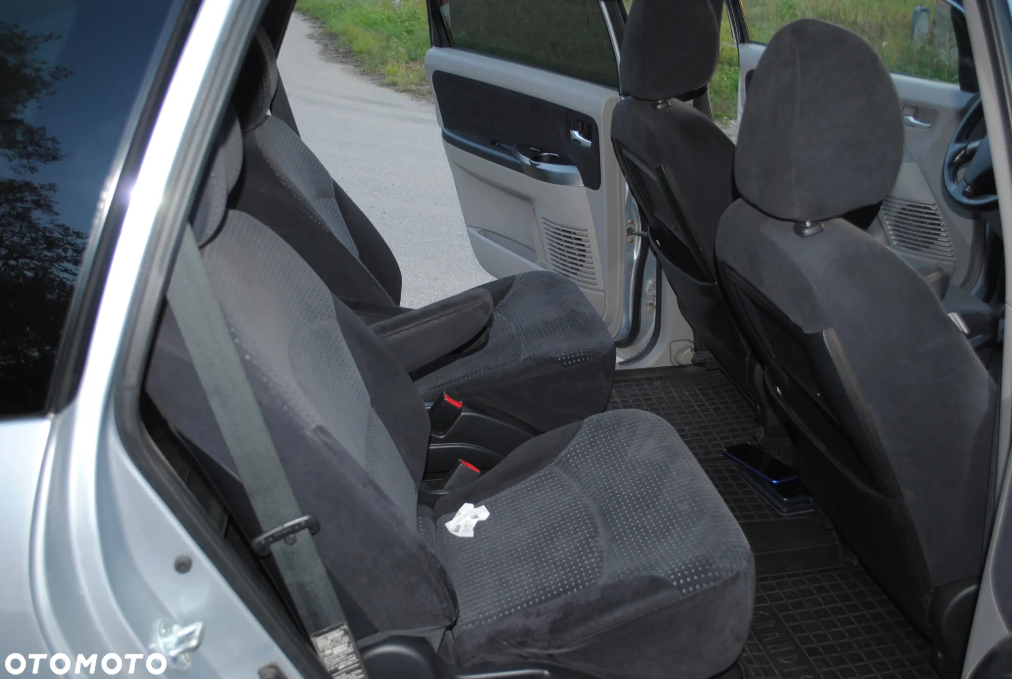 Mitsubishi Grandis 2.0 DID Intense - 18
