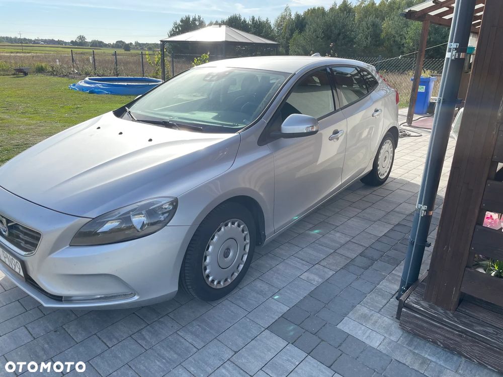 Volvo V40 T2 - 1