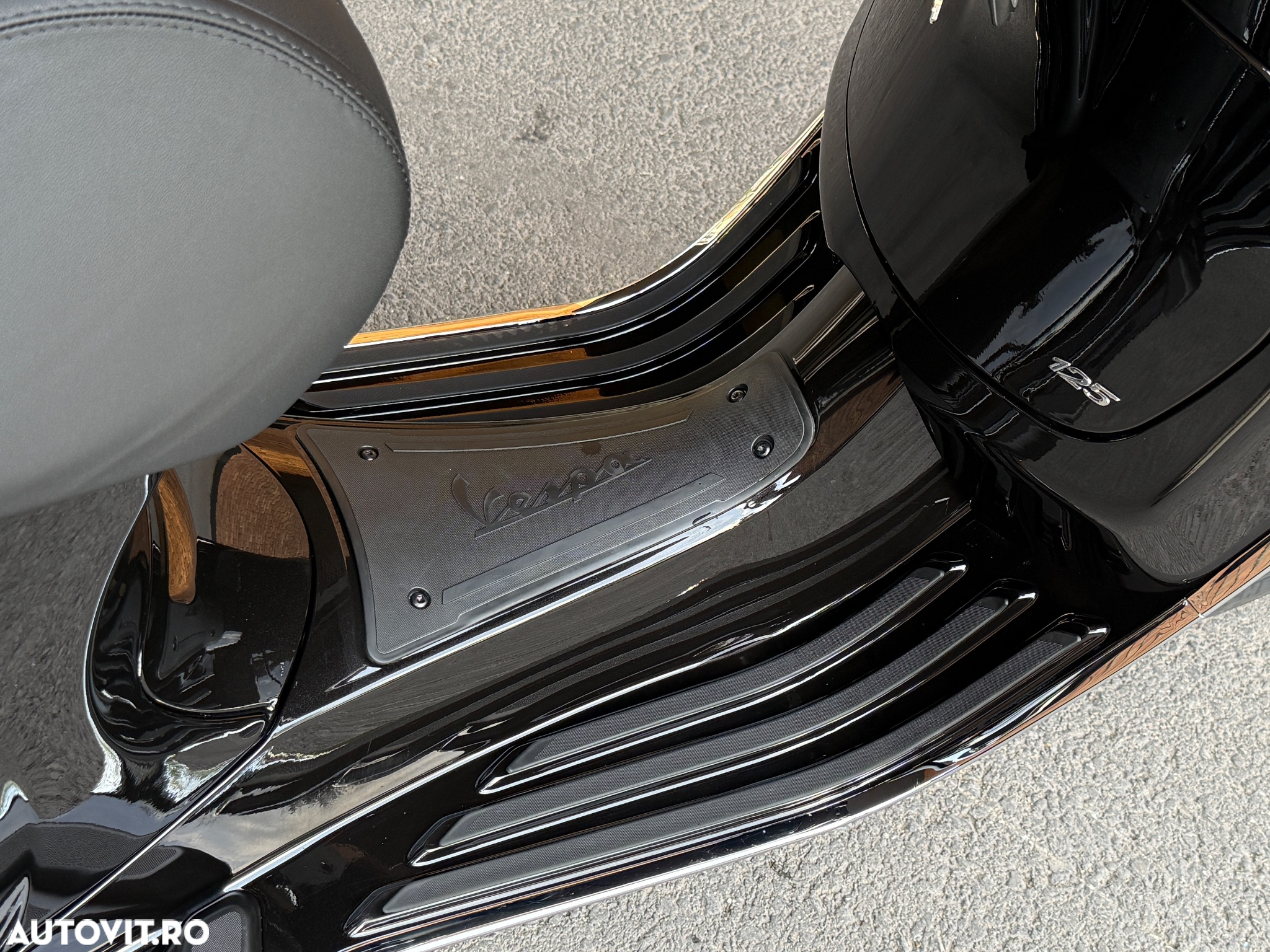 Vespa 125 Primavera - 11