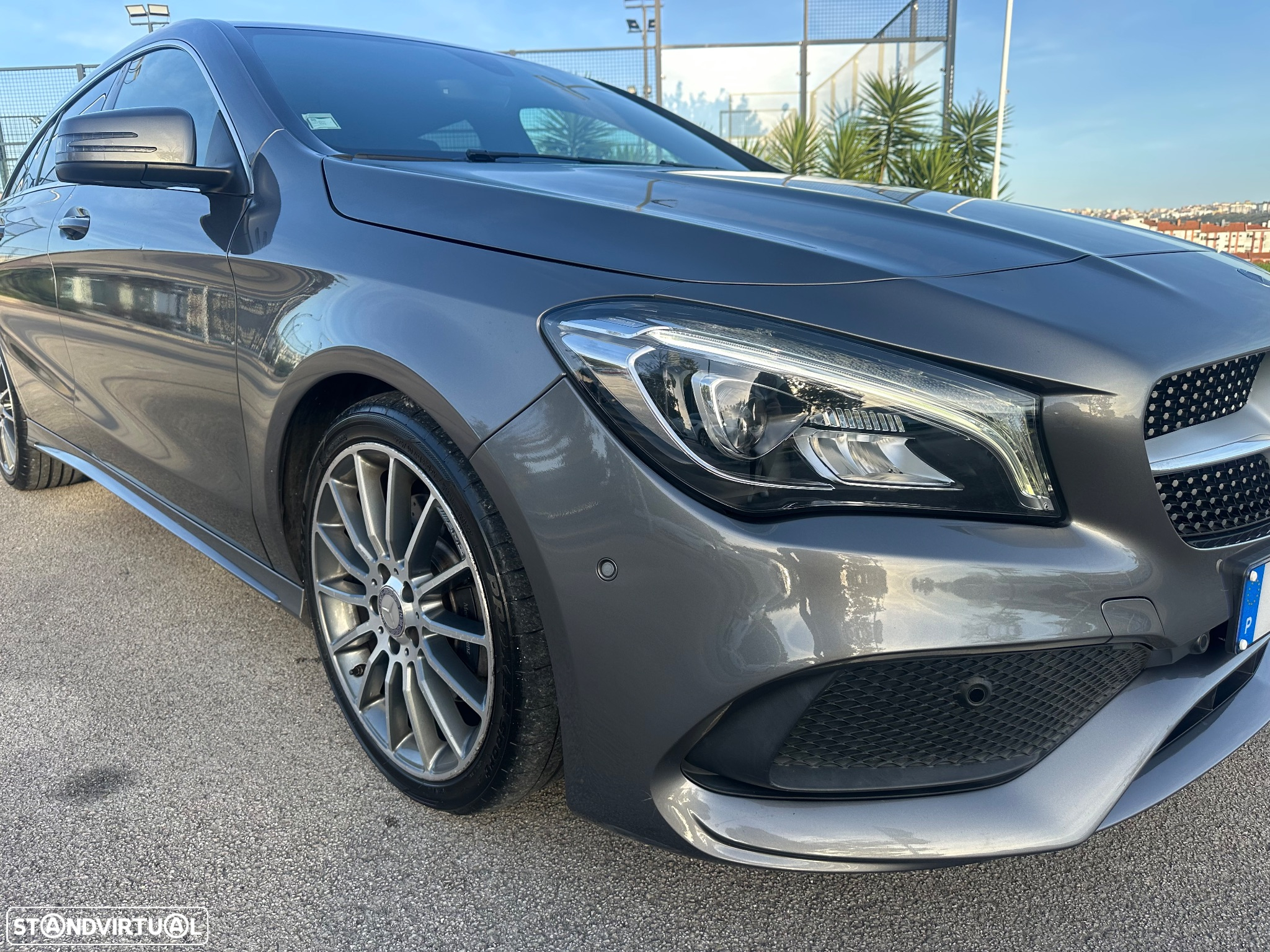 Mercedes-Benz CLA 220 d Shooting Brake AMG Line Aut. - 52