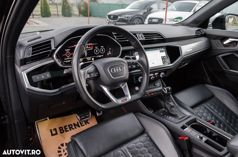 Audi RS Q3 RSQ3 2.5 TFSI quattro S tronic - 17