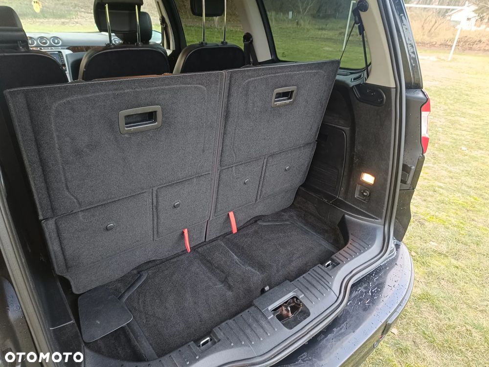 Ford Galaxy 2.0 TDCi Ghia - 11