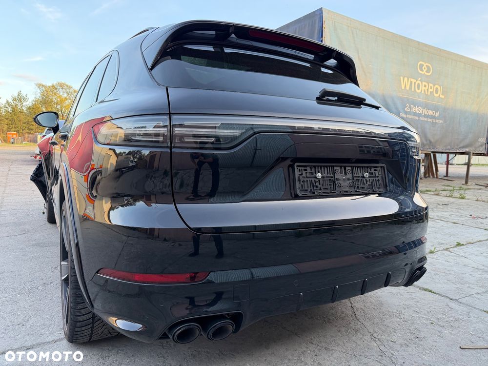 Porsche Cayenne E-Hybrid Tiptronic S Platinum Edition - 30