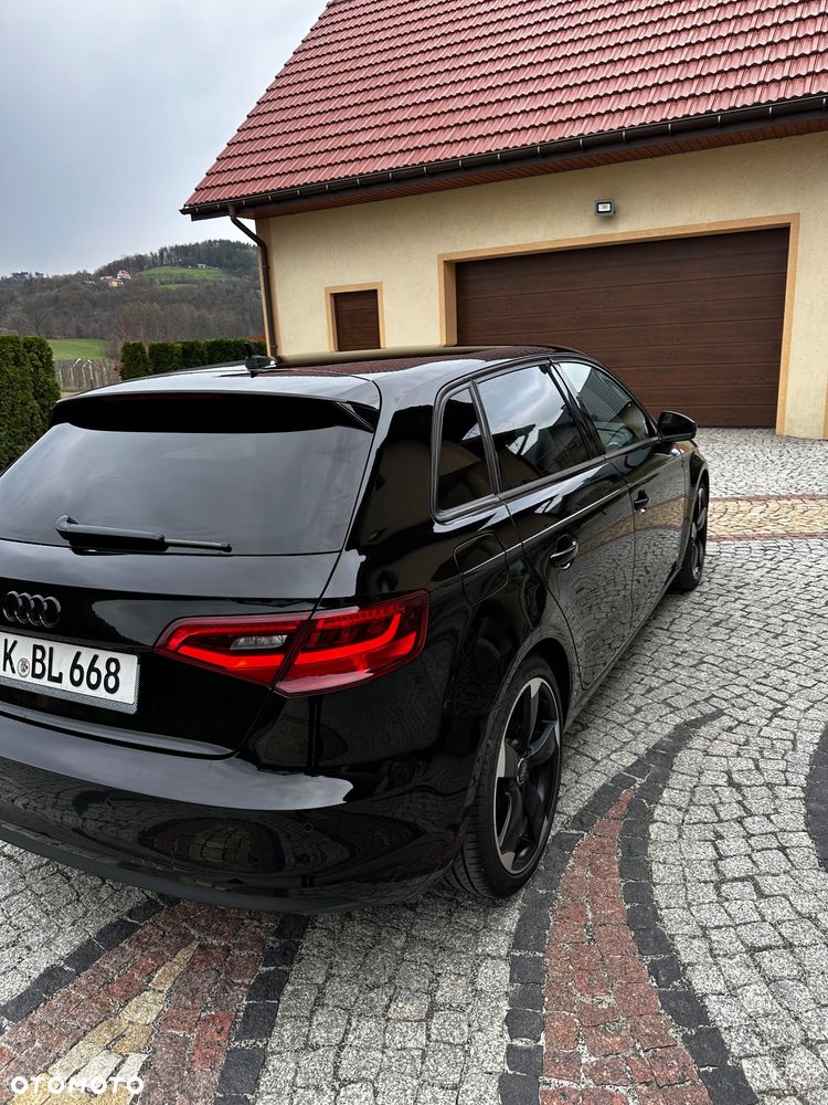 Audi A3 Sportback 2.0 TDI S line Sportpaket - 8