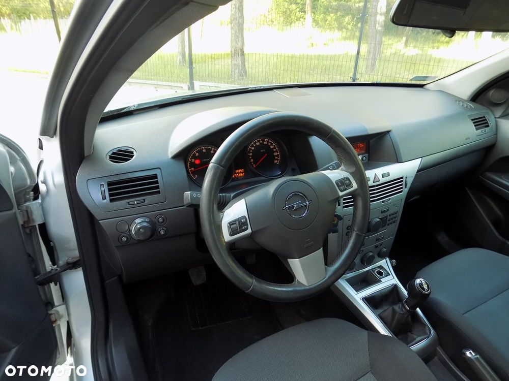 Opel Astra 1.6 Edition - 27