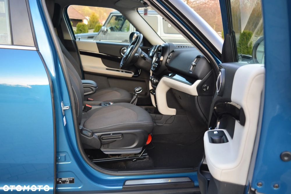 MINI Countryman Cooper SE ALL4 Shadow Edition - 15