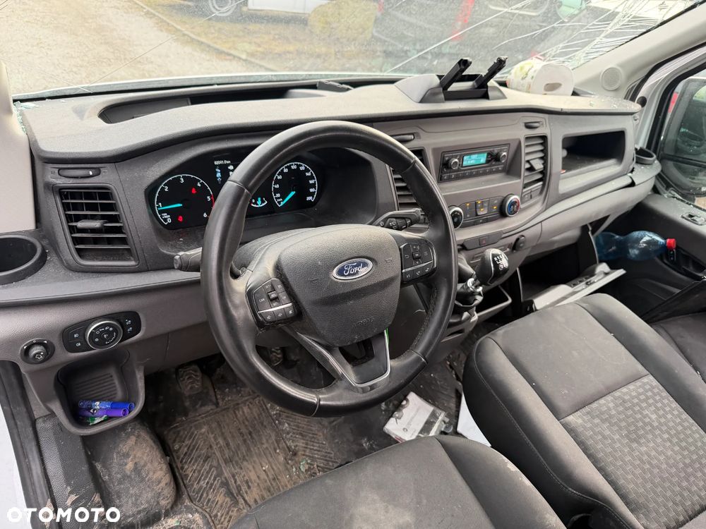 Ford Transit - 19