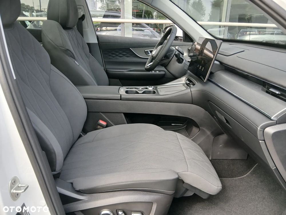 Chery Tiggo 8 1.6 T-GDI Prestige DCT - 16