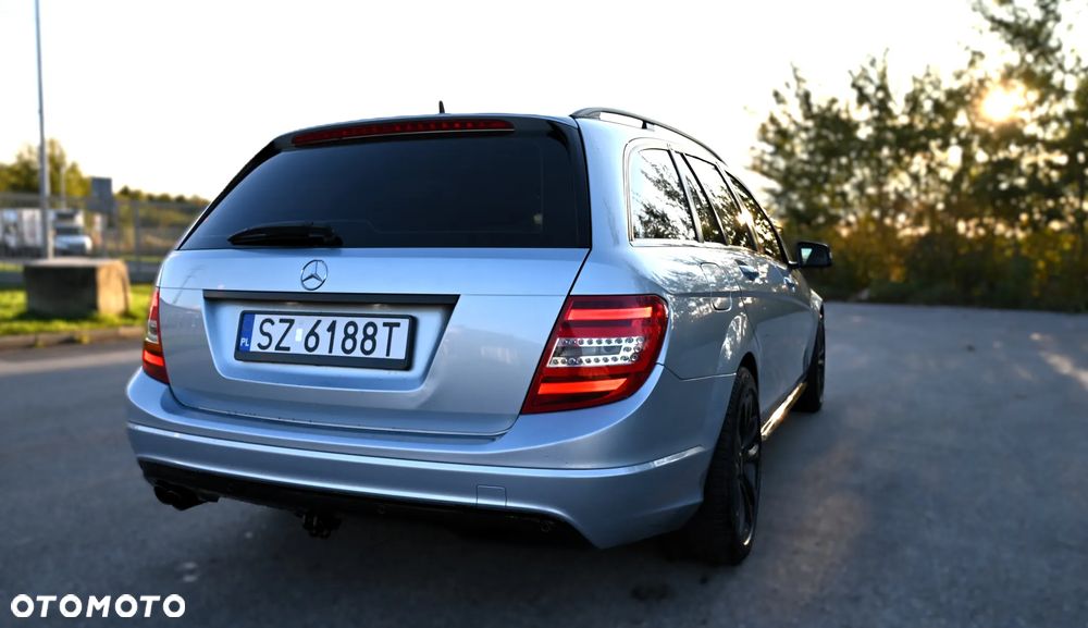 Mercedes-Benz Klasa C - 23