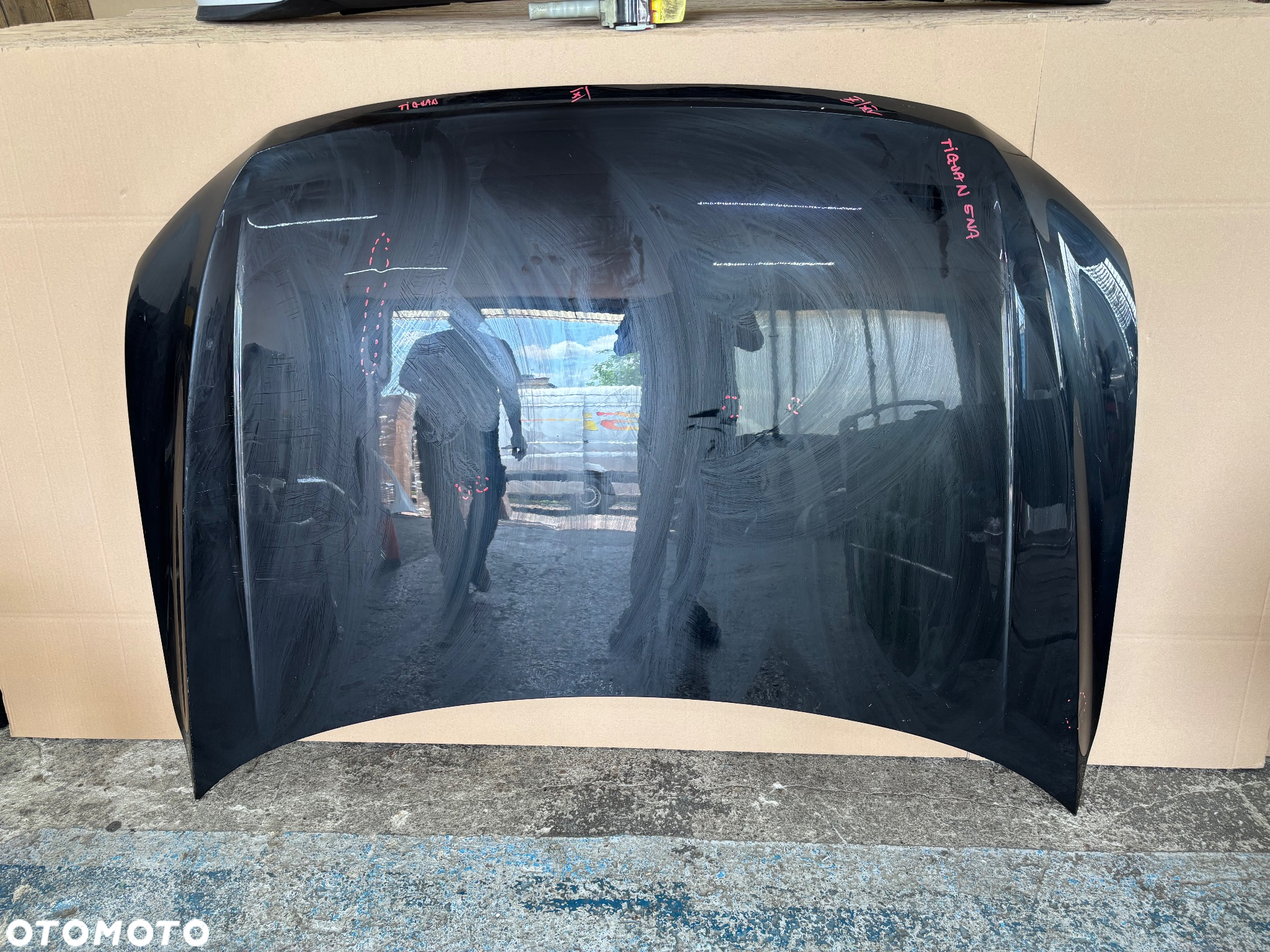 Volkswagen Tiguan  5NN Allspsce  Tiguan II lift Maska silnika - 5