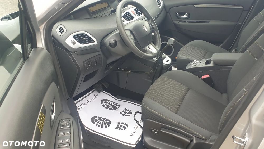 Renault Scenic - 15