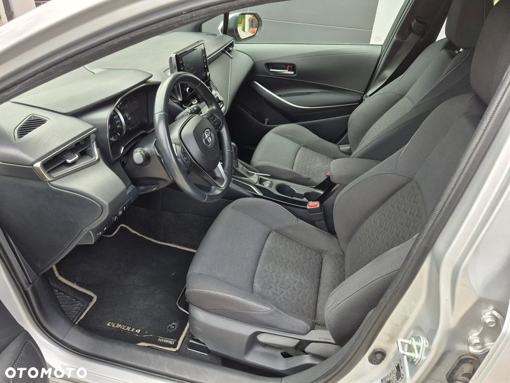 Toyota Corolla 2.0 Hybrid Comfort - 5
