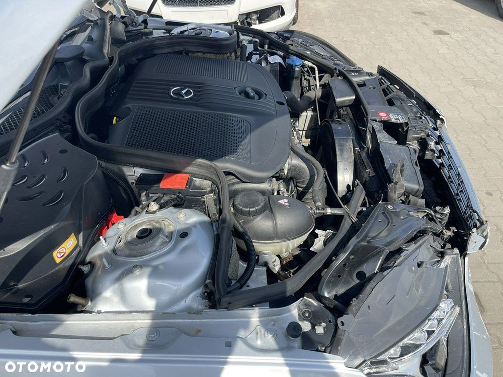 Mercedes-Benz Klasa E 250 BlueTEC 9G-TRONIC Classic - 13