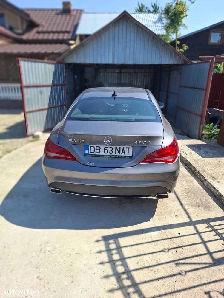 Mercedes-Benz CLA 220 - 4