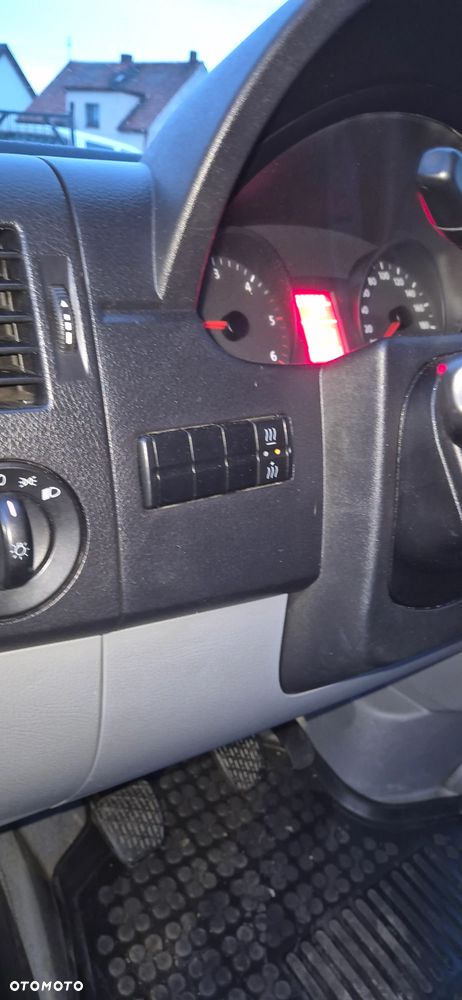 Volkswagen Crafter - 12