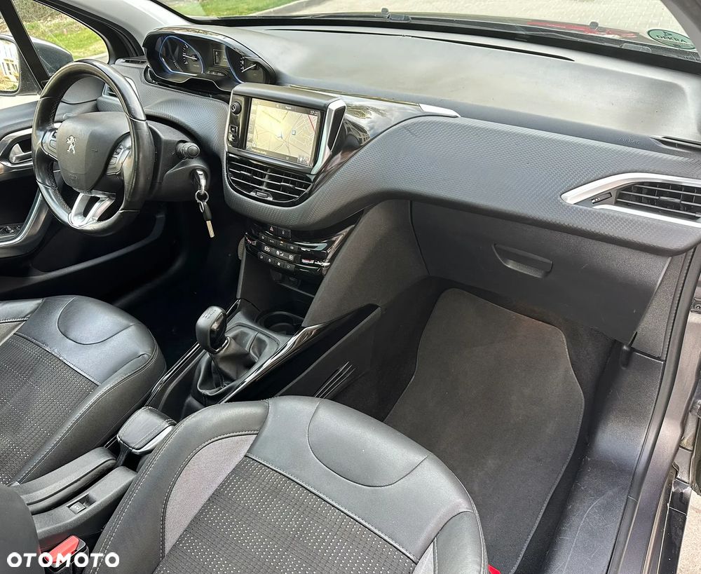 Peugeot 2008 1.2 Pure Tech Crossway S&S - 8