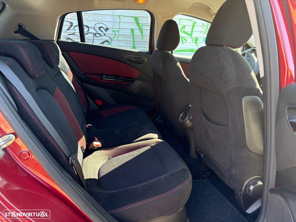 Fiat Bravo 1.9 M-Jet Sport - 10