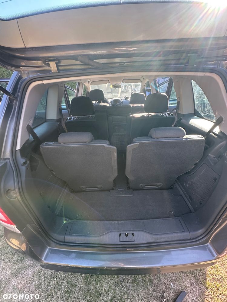Opel Zafira 1.8 111 - 16