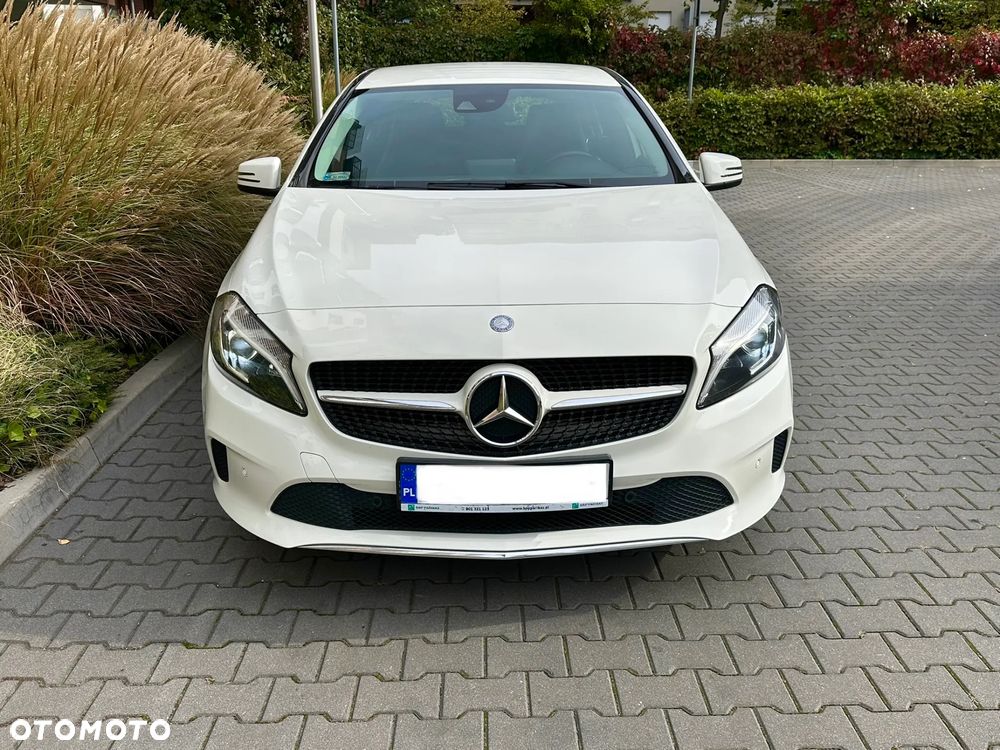 Mercedes-Benz Klasa A 180 7G-DCT - 2