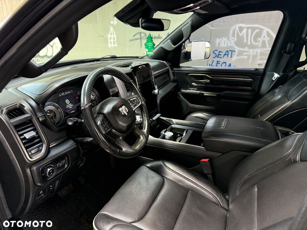 RAM 1500 5.7 Crew Cab Longbed Laramie Black - 10