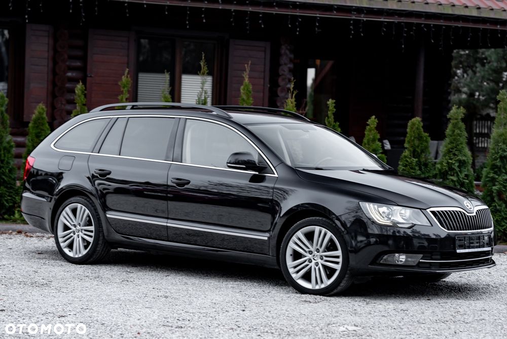 Skoda Superb 2.0 TDI Green tec 4x4 DSG Elegance - 14