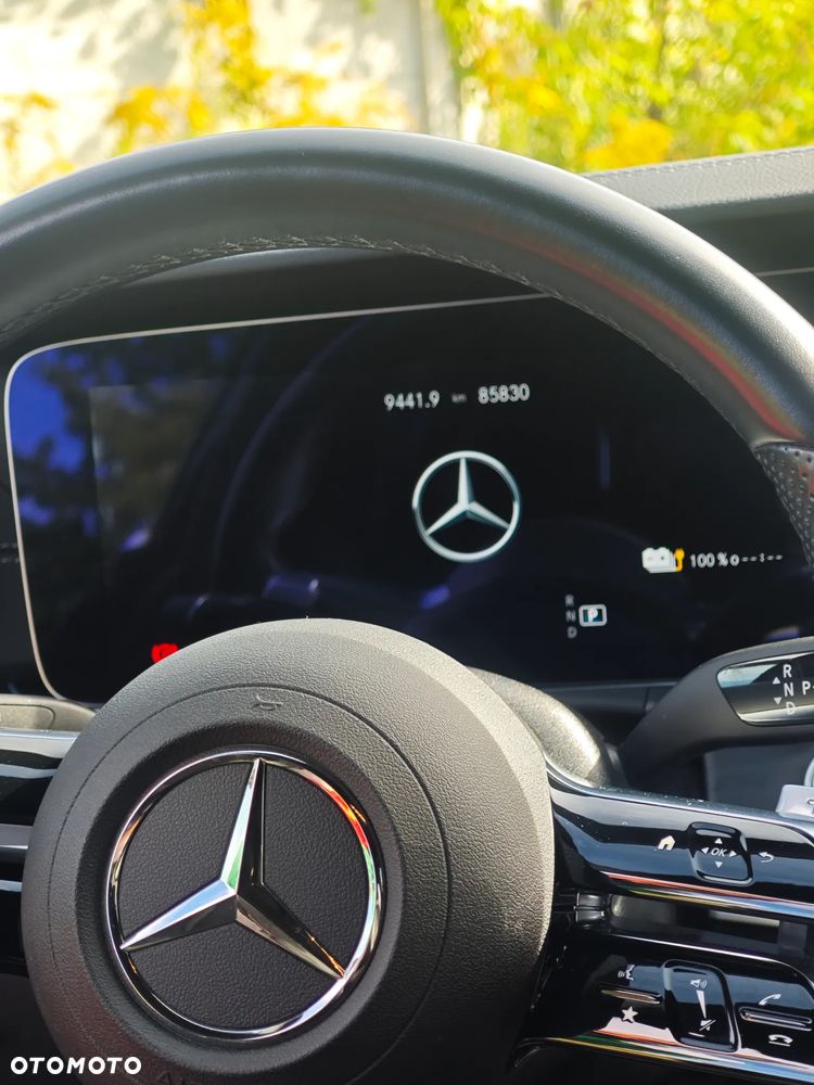 Mercedes-Benz Klasa E 300 AMG - 12