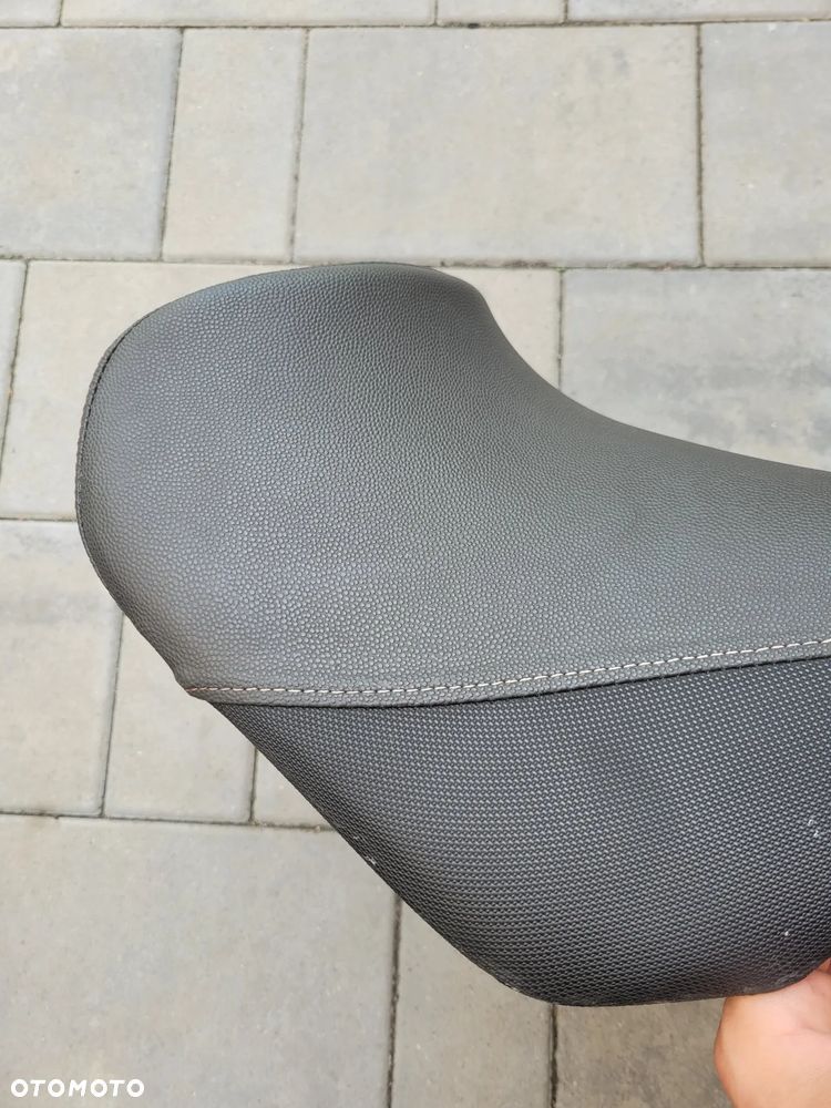 Kanapa, fotel, siedzenie Moto Guzzi Breva 750 - 7