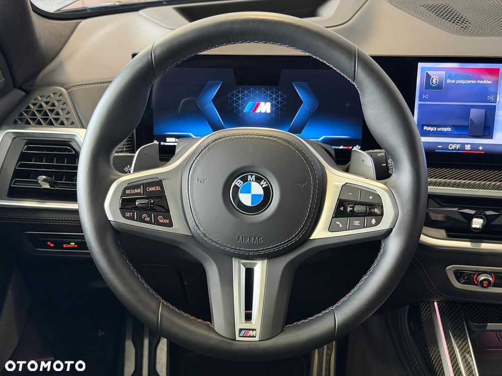 BMW X7 - 16