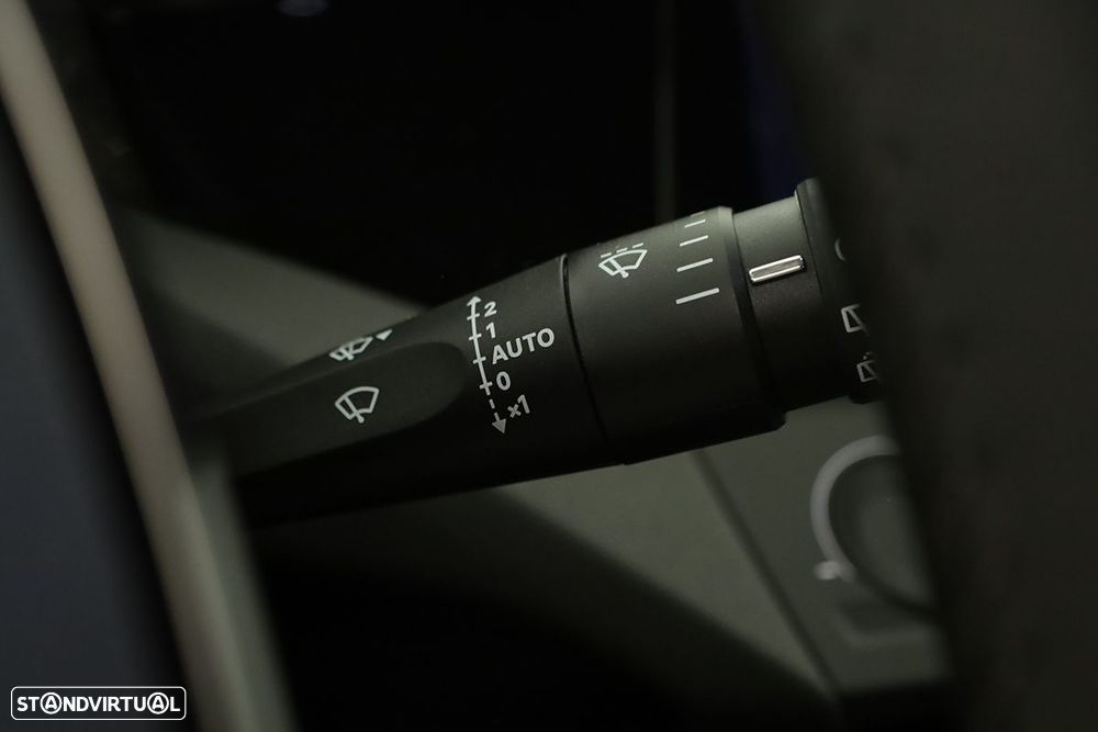 Peugeot 308 1.2 PureTech Allure EAT8 - 17