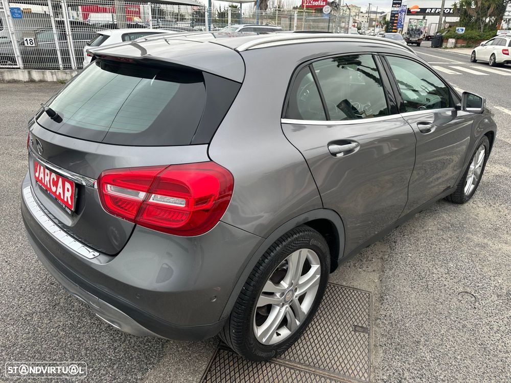 Mercedes-Benz GLA 220 d 4Matic 7G-DCT Style - 7