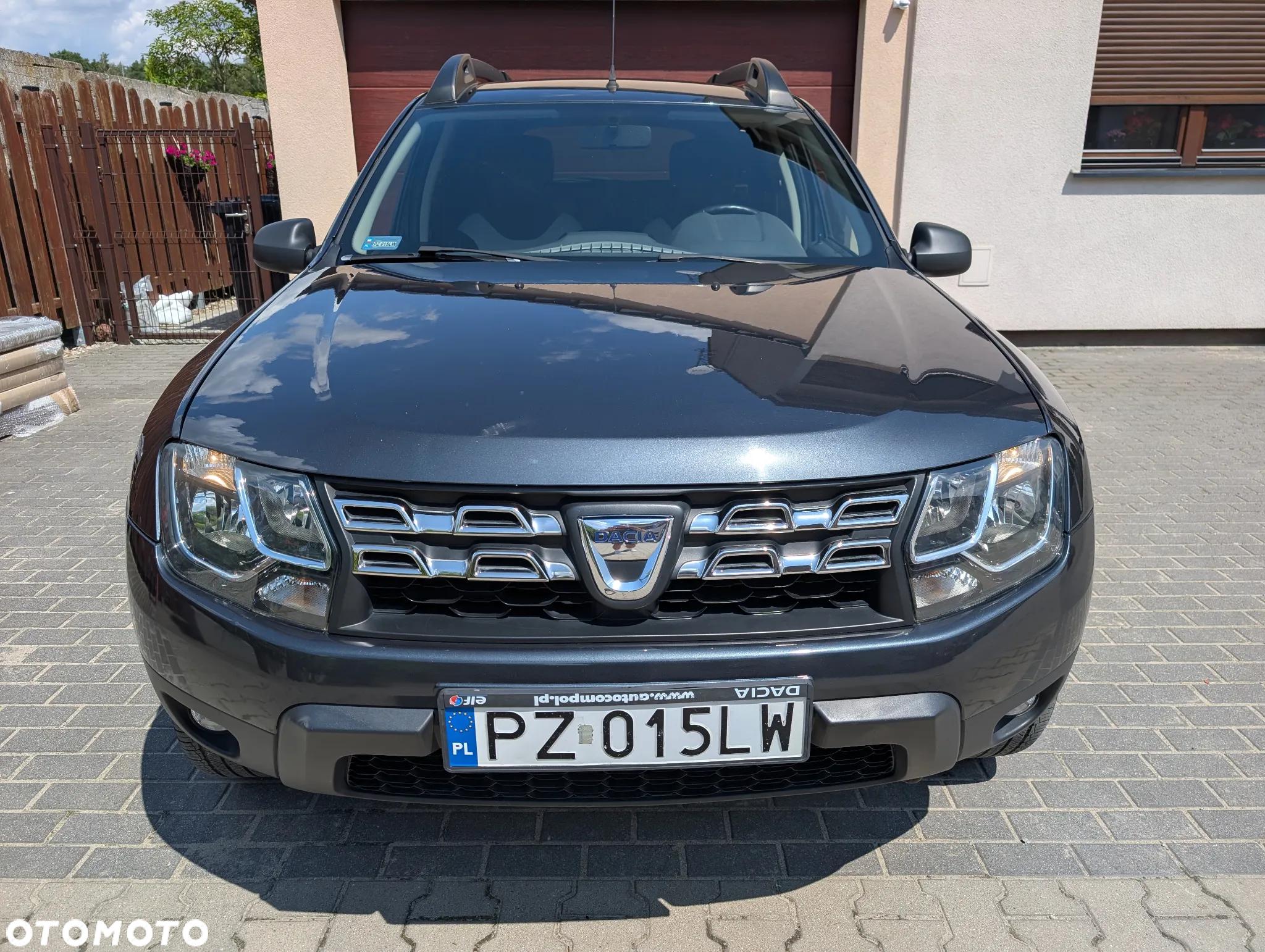 Dacia Duster 1.6 SCe Laureate S&S - 15