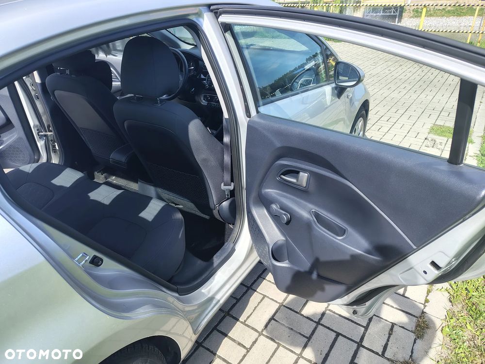 Kia Rio - 13