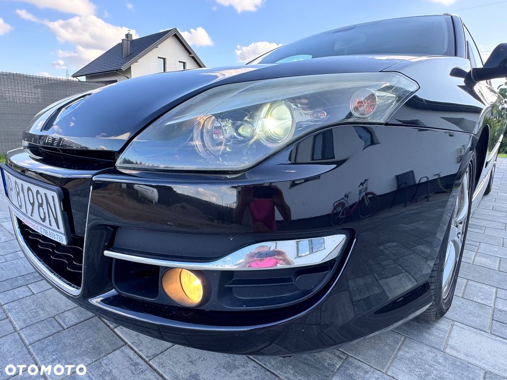 Renault Laguna 2.0 dCi FAP Initiale - 10