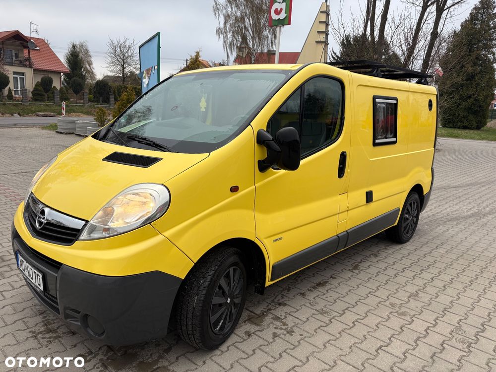 Opel Vivaro - 1
