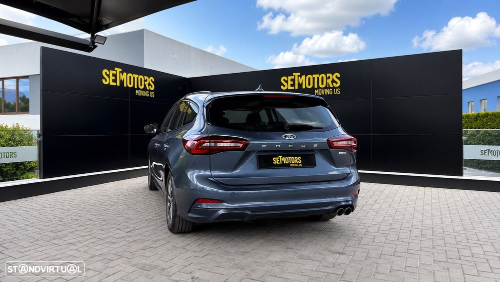 Ford Focus SW 1.0 EcoBoost MHEV ST-Line Aut. — fotografia 3