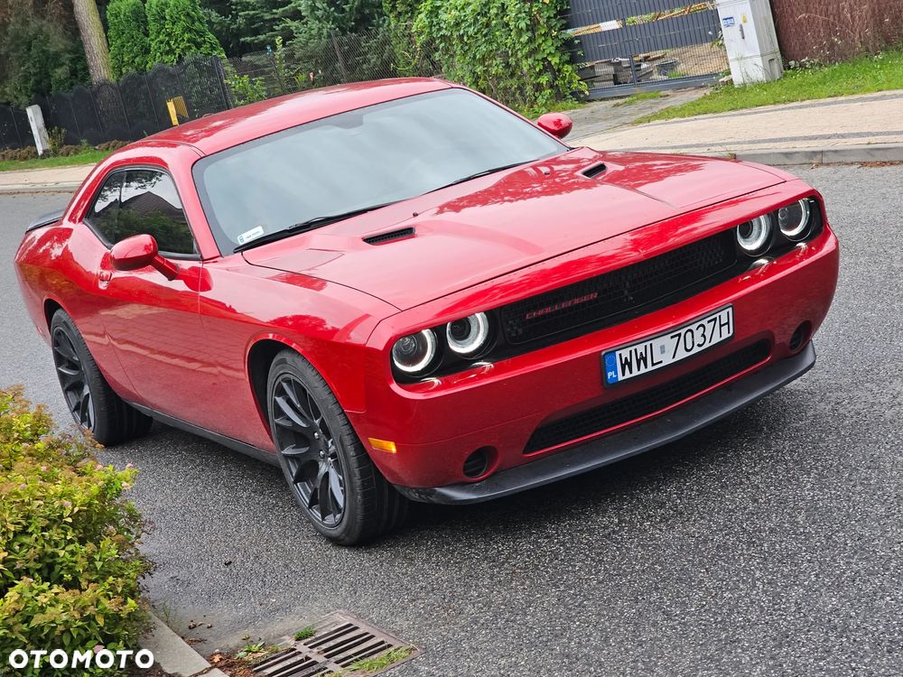 Dodge Challenger - 4