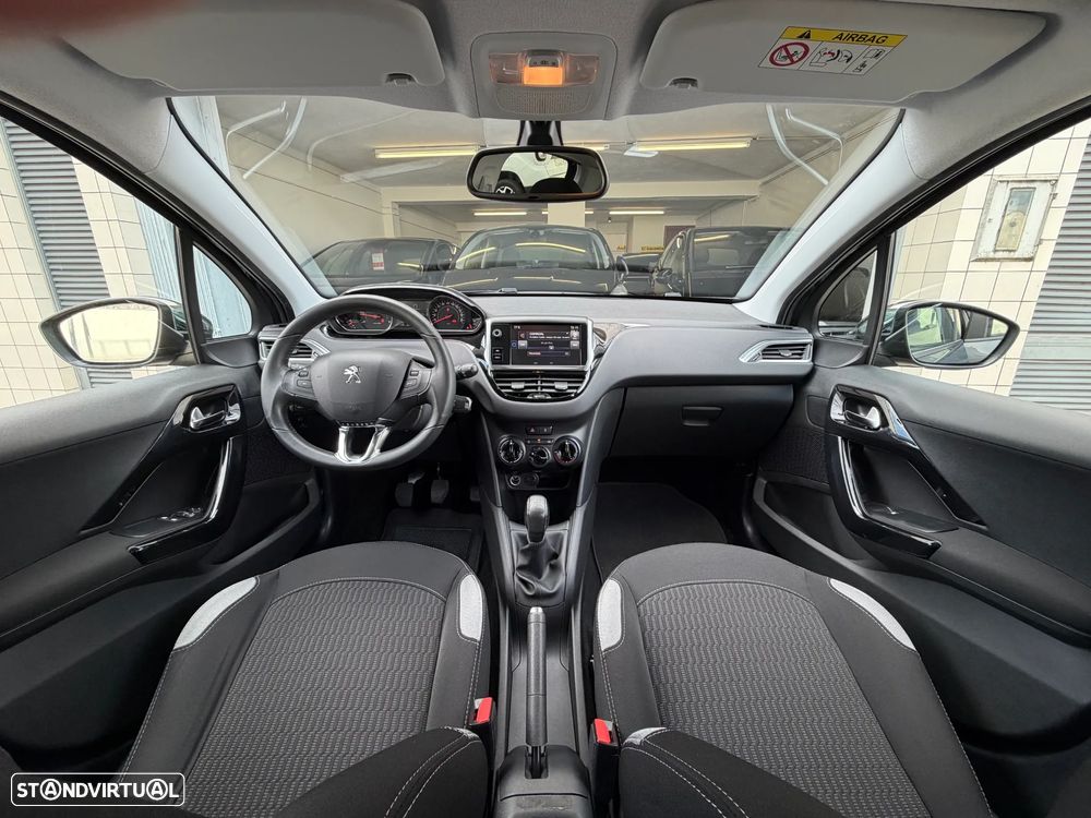 Peugeot 208 1.4 HDi SE Style - 36