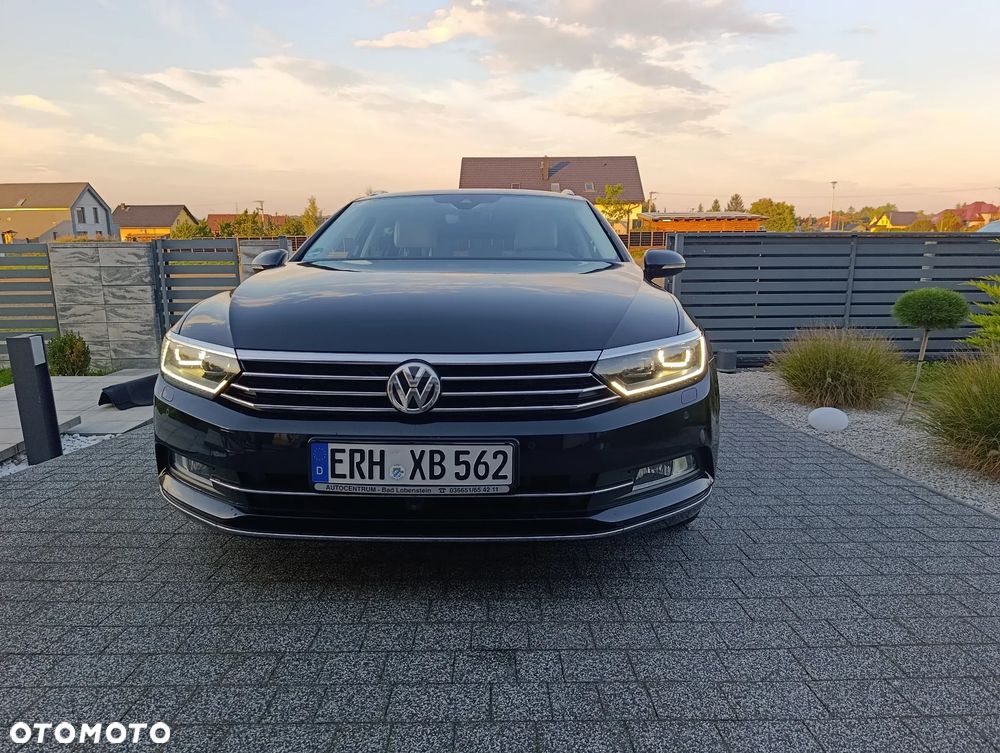 Volkswagen Passat 2.0 TDI (BlueMotion Technology) Highline - 18