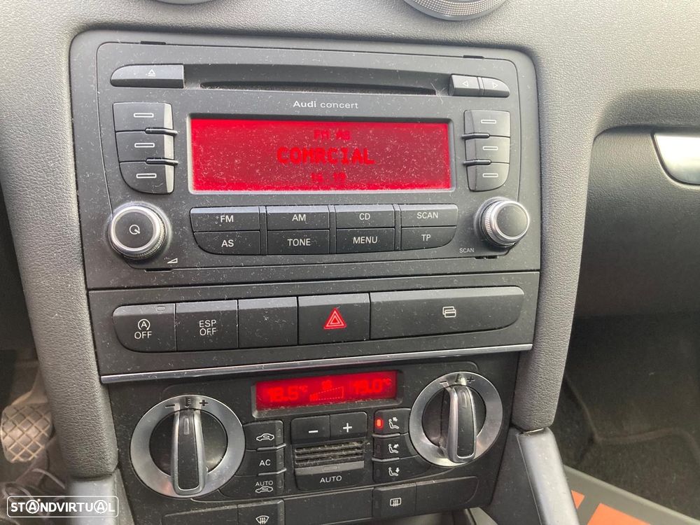 Audi A3 Sportback 1.6 TDI Attraction - 15