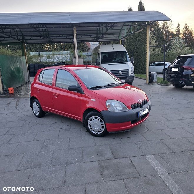 Toyota Yaris 1.0 Terra - 2